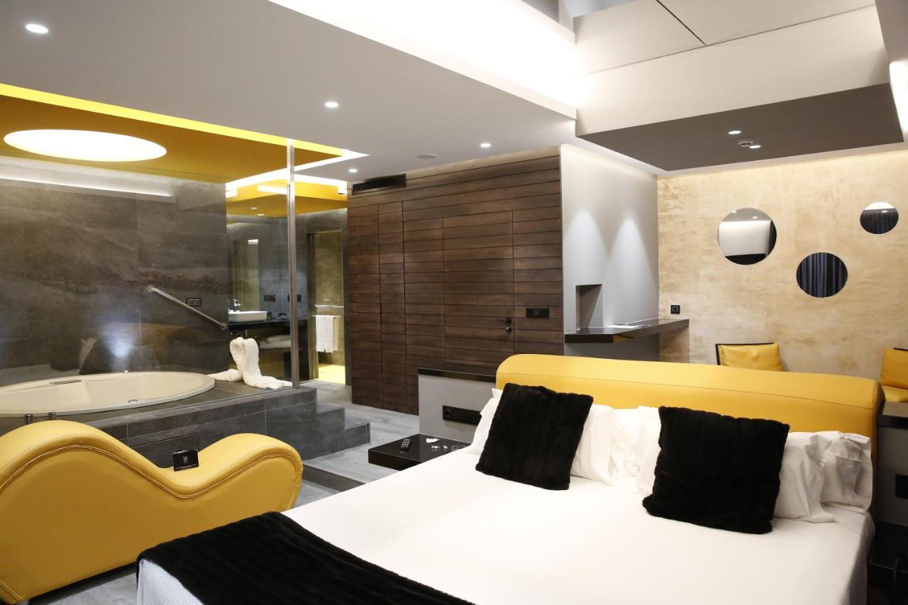 Hotel Luve Сан Антонио де Бенахебер Екстериор снимка