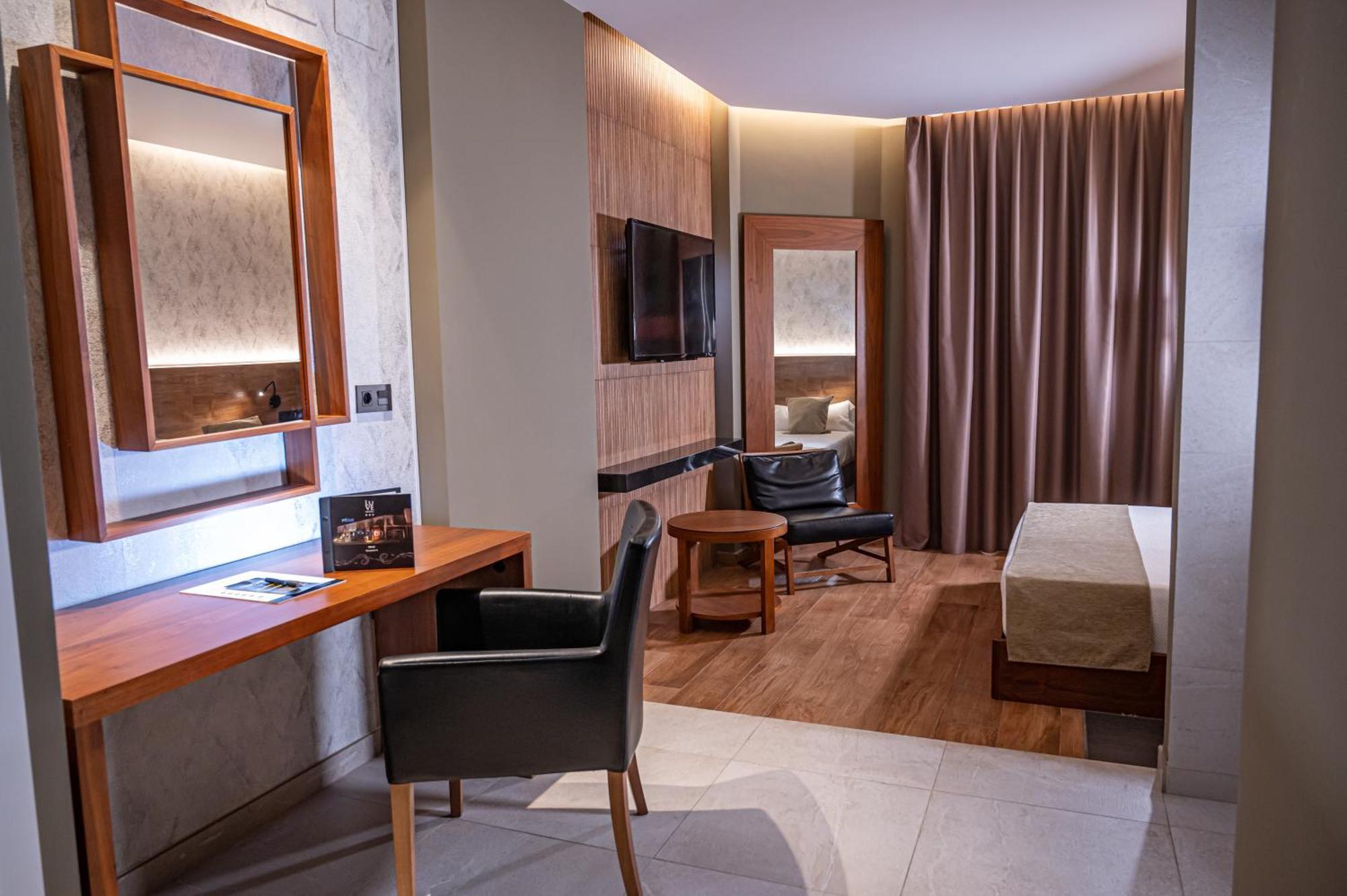 Hotel Luve Сан Антонио де Бенахебер Екстериор снимка