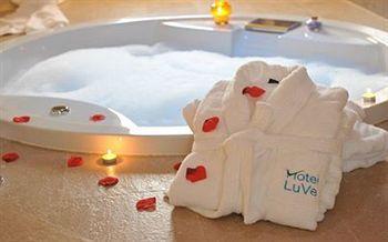 Hotel Luve Сан Антонио де Бенахебер Екстериор снимка